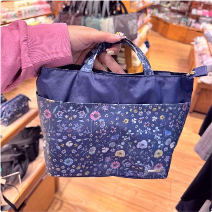 Liberty Print Bag In Bag Navy, There Is A Zipper