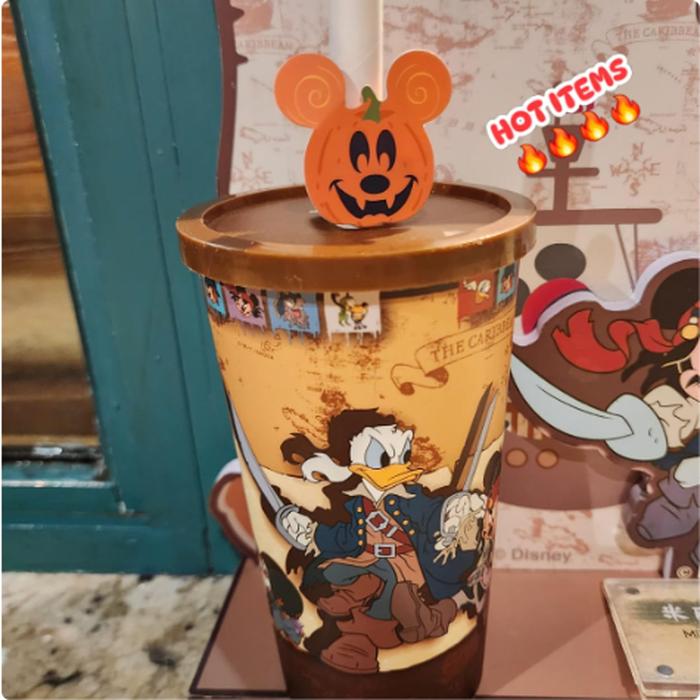 Plastic cup pirates 