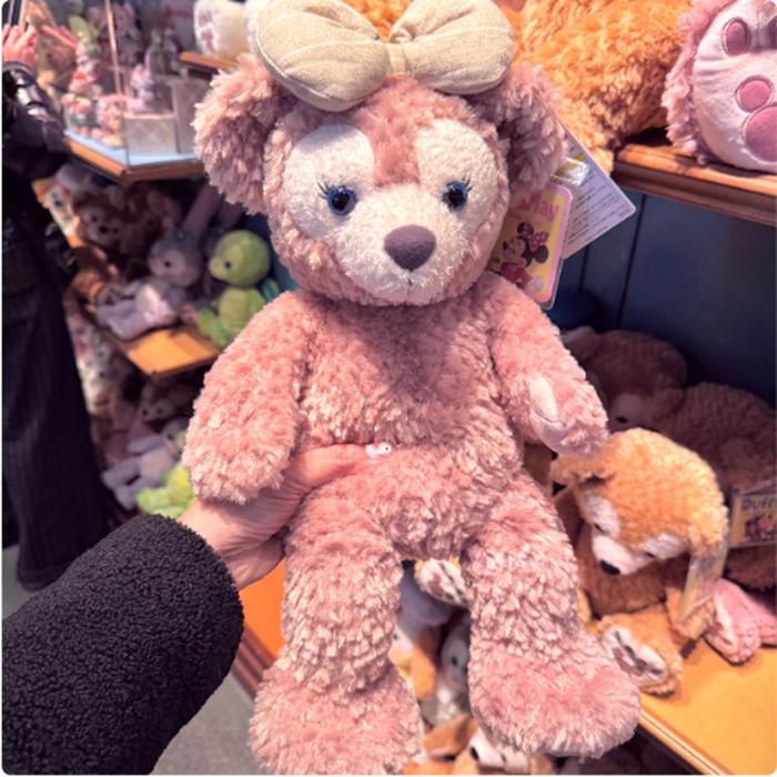 Plush Shelliemay size Small