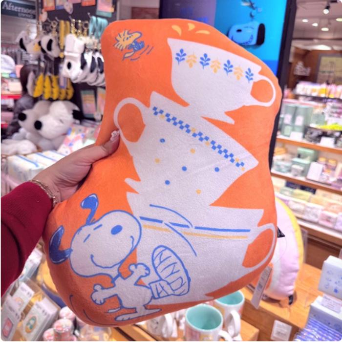 Snoopy Cushion uk 48 x 36 x 8 cm