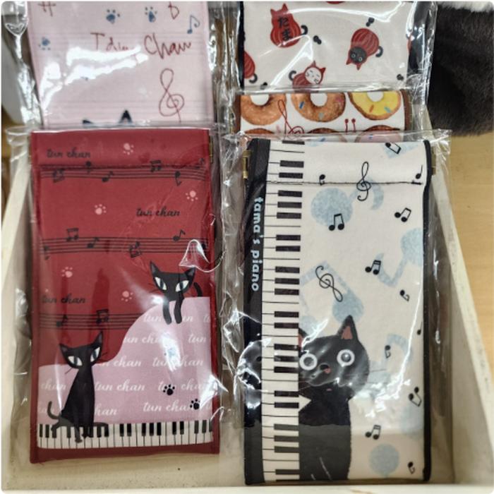 Kuroneko cat pouch @each