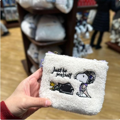 [1/26/2025-12:23-420] Pouch Fluffy Snoopy