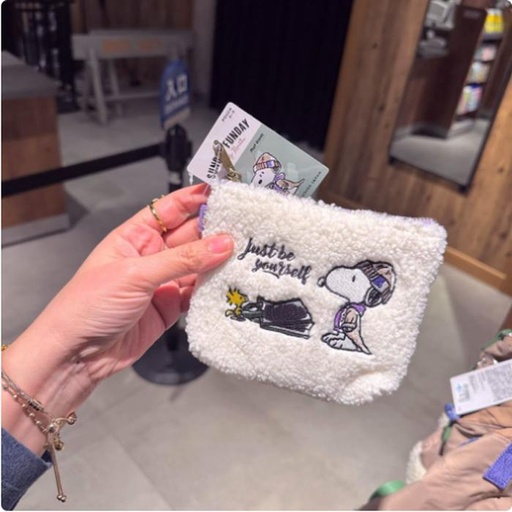 [2/27/2025-12:06-395] Pouch Snoopy