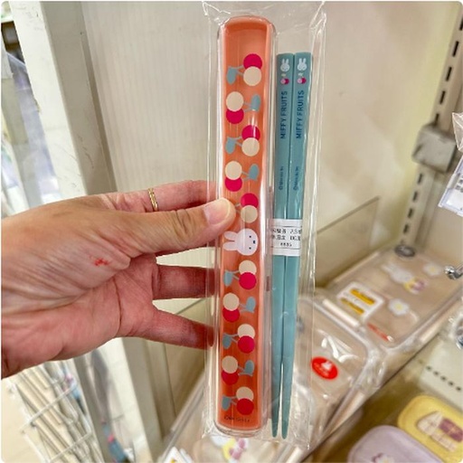 [3/11/2025-18:41-125] Chopstick With Case Miffy Cherry