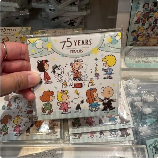 [15/03/2025-20:16-None85] Memo Snoopy Town 75th 