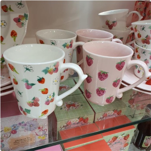 [16/03/2025-15:17-340] Ceramic Glass Strawberry White / Pink @Each