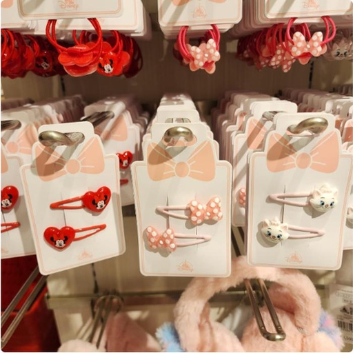 [12/23/2024-11:21-120] Disney sets hairpin