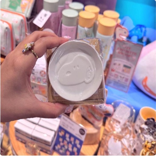 [1/19/2025-07:56-250] Small Plate Snoopy Ceramic motif C