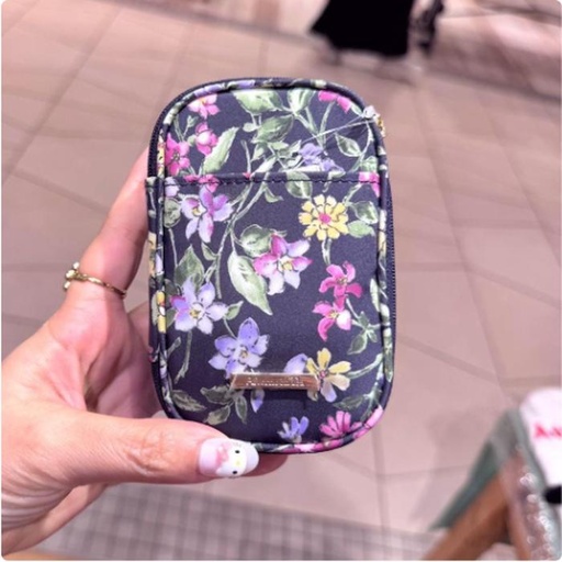 [1/19/2025-12:19-275] Pouch Small Acc Black