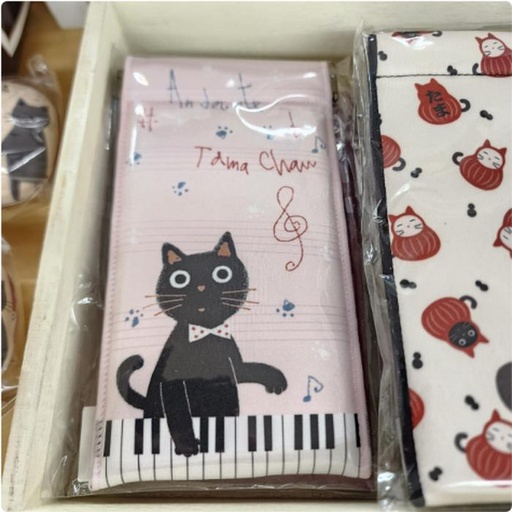 [1/23/2025-19:53-120] Kuroneko cat pouch @each